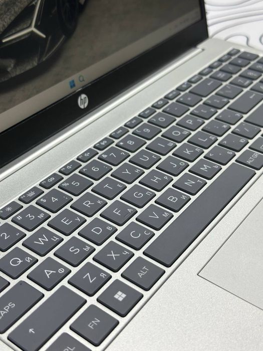 Hp laptop i5-13 avlod