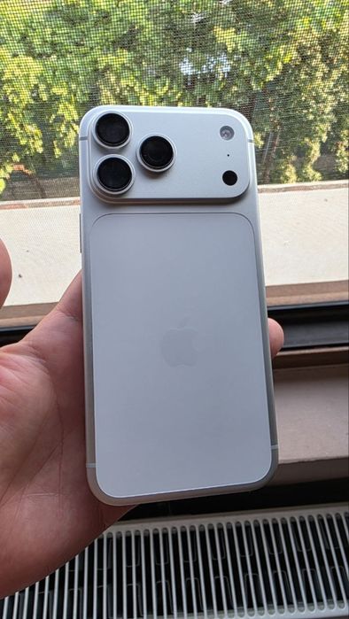 Iphone 17 pro max БАРТЕР