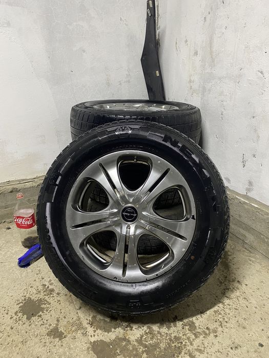 Комлект дисков с шинами! 235/65/17