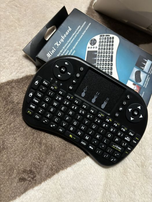 Mini tastatura wireless/Cablu iphone nou