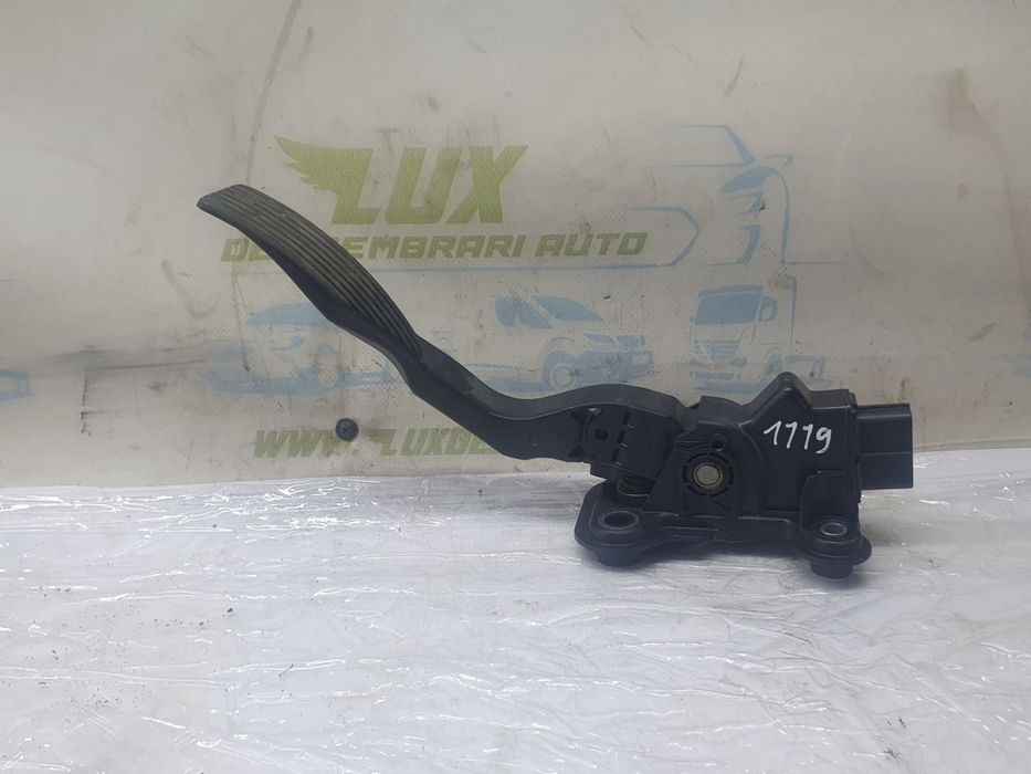 Pedala acceleratie 04891586AC Jeep Compass 1 (facelift) (2011 - 2013) 2.2 CRD 2.2 CRD