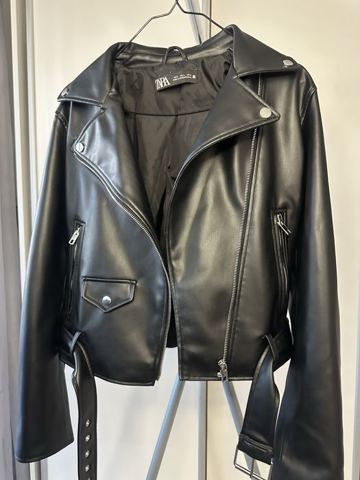 Елегантно дамско кожено яке