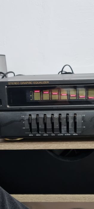 Egalizator Universum cu 7 benzi