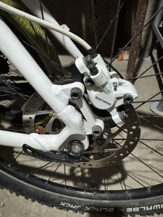 Vand bicicleta  1000 lei negociabil