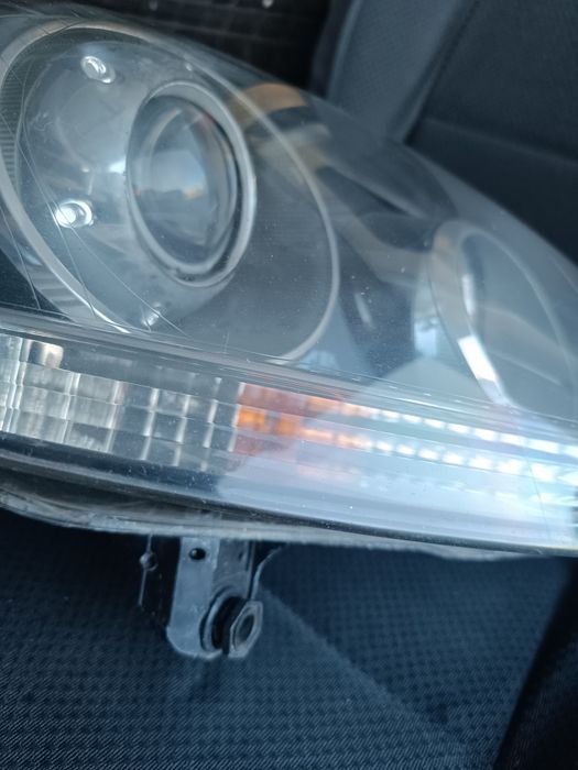 • ОРИГИНАЛНИ GTI / R32 фарове за голф 5, джета, кади, голф плюс, пасат