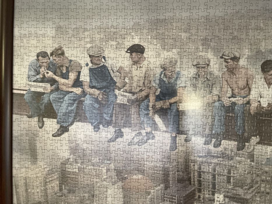 Голям рамкиран пъзел 90/65 “Закуска в Ню Йорк” 1500 части