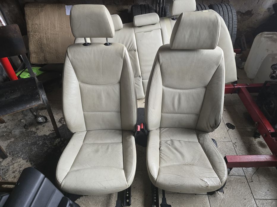 Бмв е90 бежав салон