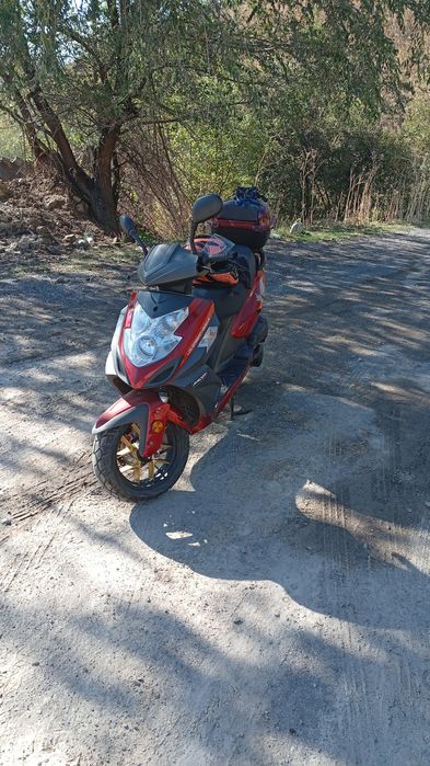 Продам мопед Рейсер 150 кубов