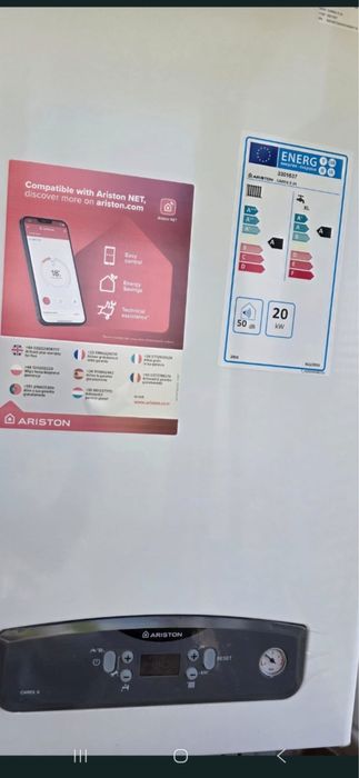 Apartament 2 cam vis a vis de mall