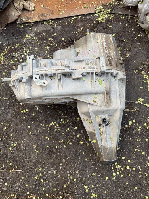 Продам раздатку на hummer h2