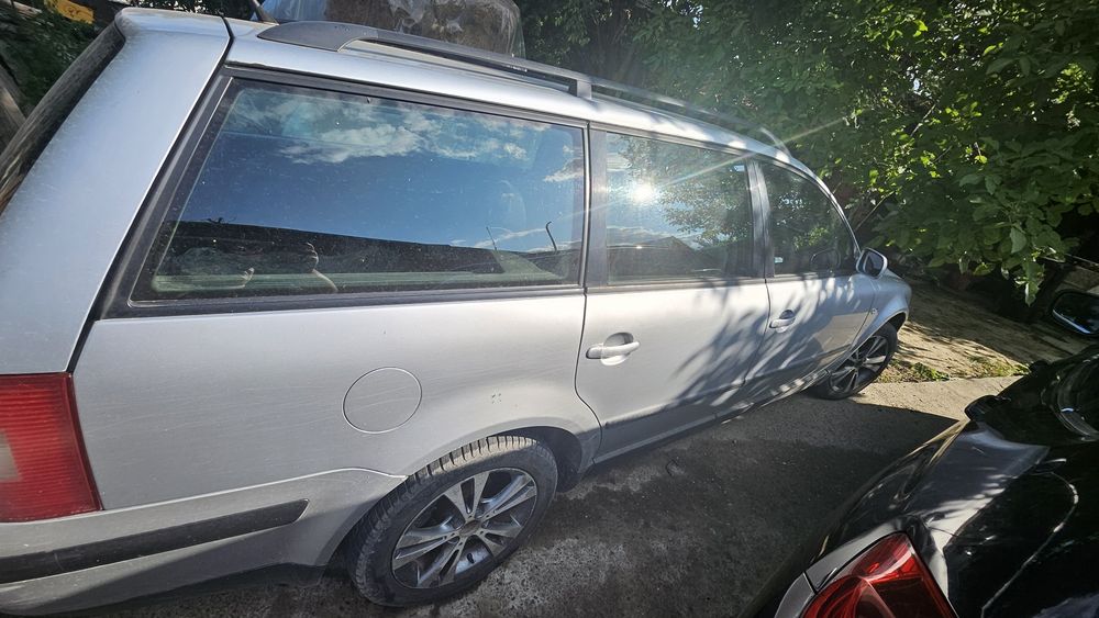 VOLKSWAGEN Passat 2002 — imagine 2