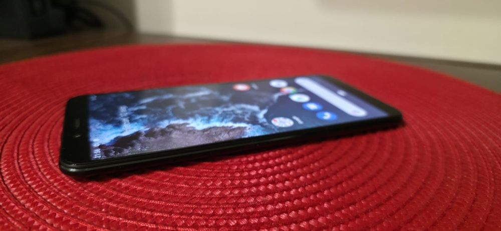 Telefon Xiaomi Mi A2