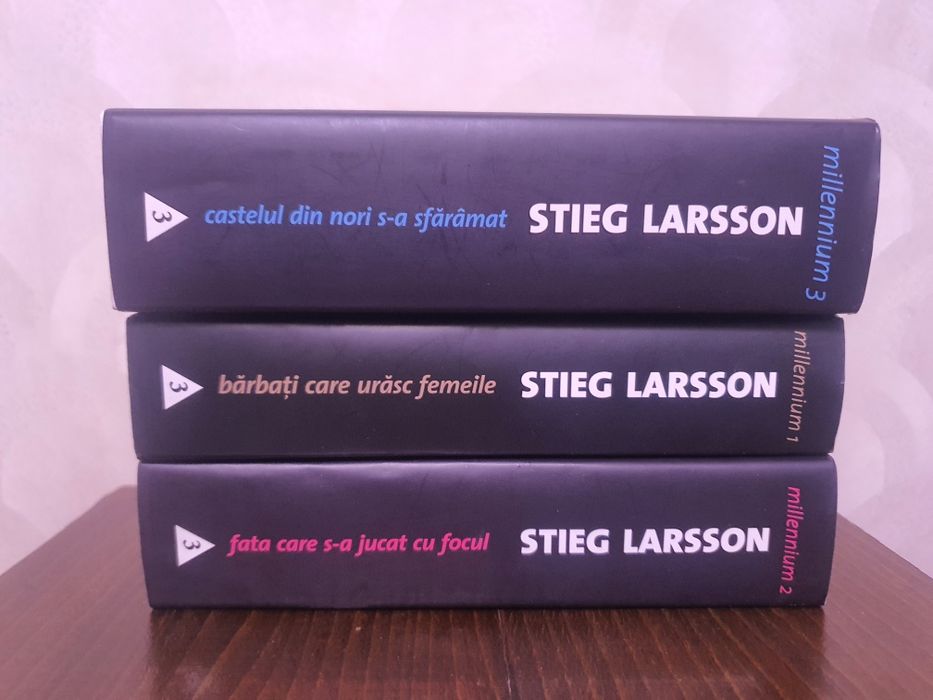 Ian Fleming  007    Agatha Christie  H.Poirot Stieg Larsson  3 volume
