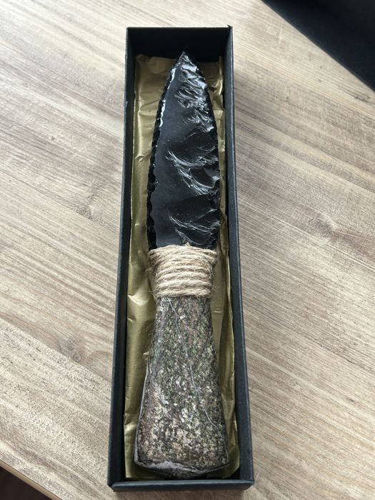 Лот обсидиан ножове с оникс дръжка