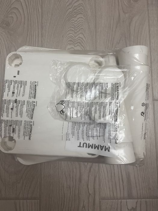 Стульчик Маммут от Икеа новая