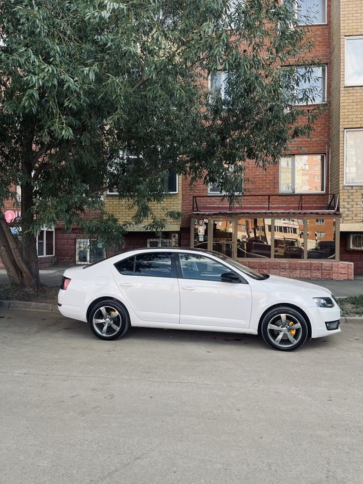 Продам комплект Роторы Ауди 225/45/17