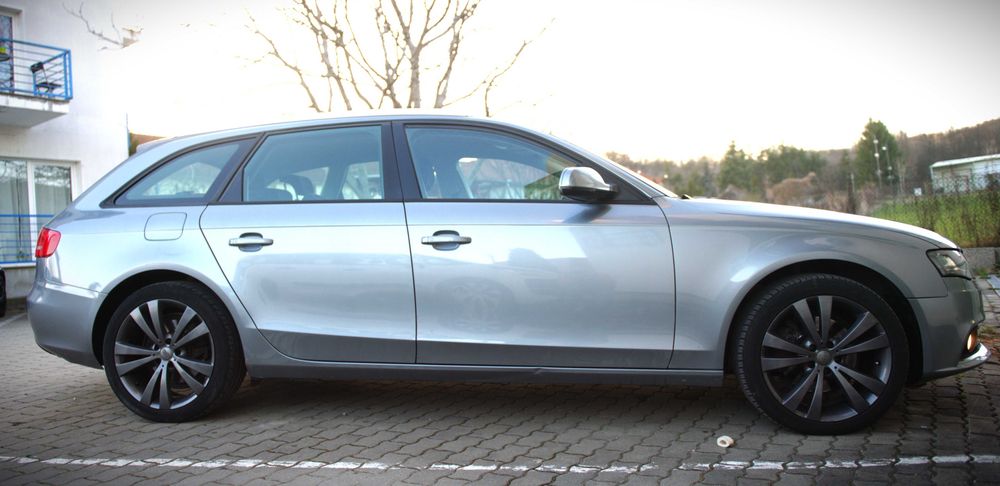 vand audi  A4 avant argintiu