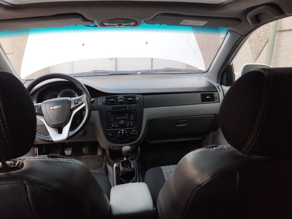 Чевролет ласетти