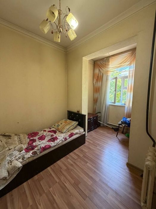 Продам 2 ком Юнусабад 7 квартал