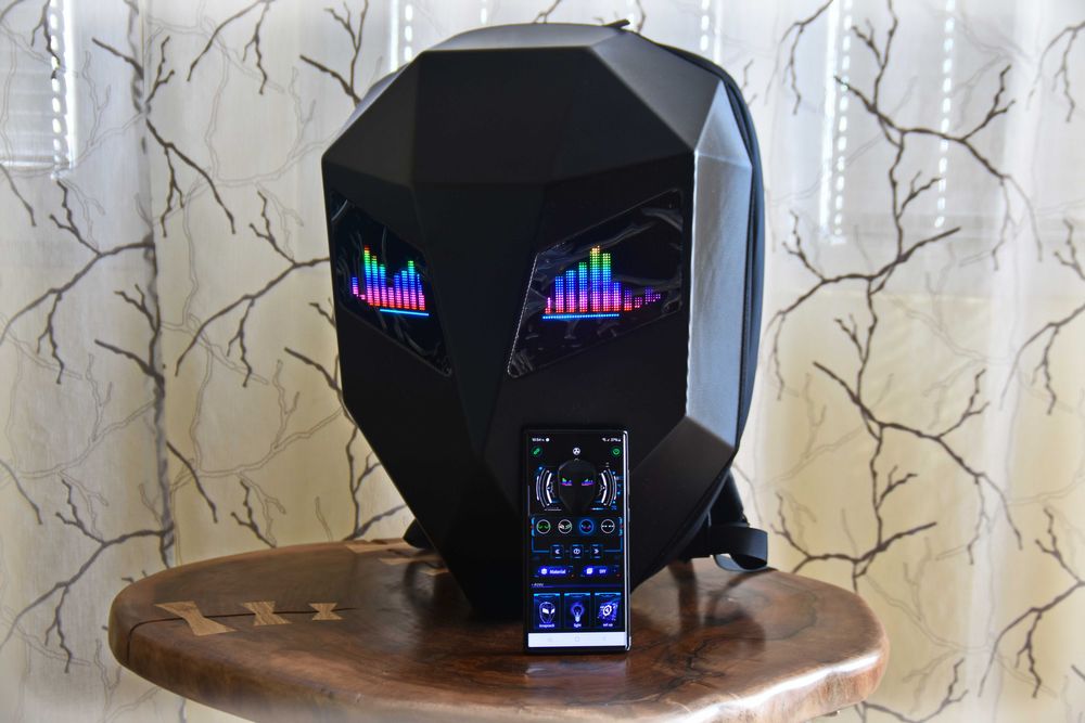 Продавам части за SurRon и фенски артикули