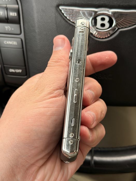 Vertu Constellation Touch Обмен на Дрон DJI