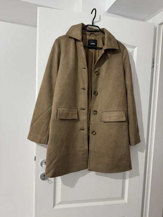 Trench nou superb impecabil