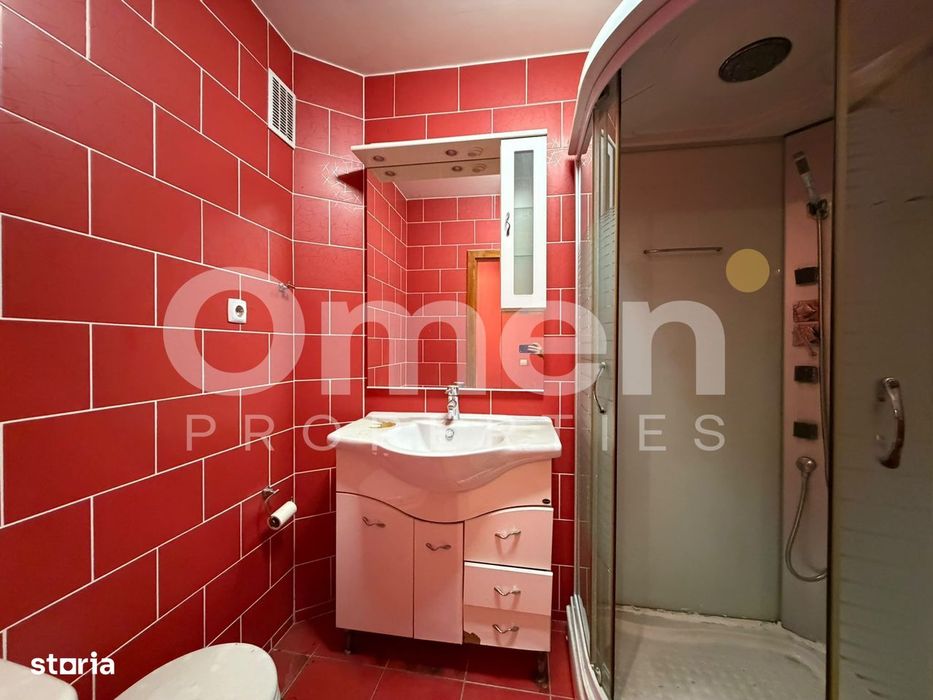 Apartament cu 3 camere | pe 2 niveluri | cu garaj | zona centrala | sa