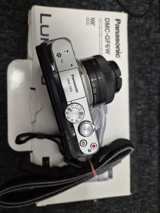Panasonic Lumix GF6 + обектив Lumix G 12-32