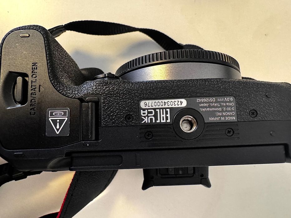 Canon EOS R10 + Obiectiv RF-S 18-150mm – Stare impecabilă Garanție F64