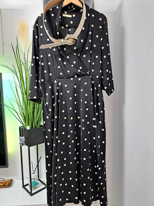 Rochie niua faea eticheta