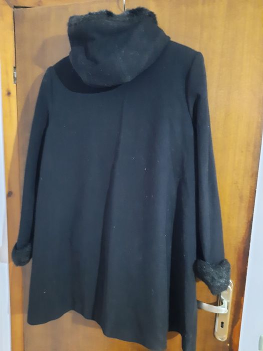 Почти нови палта