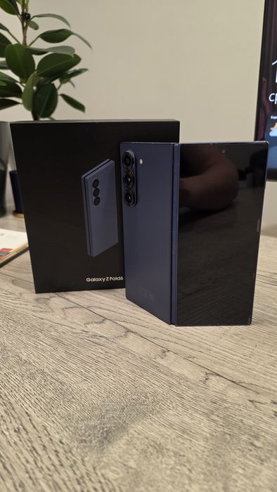 Samsung Galaxy Z Fold 6