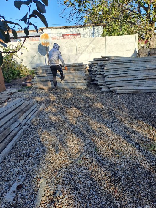 Stîlpi de beton de vânzare șpalieri