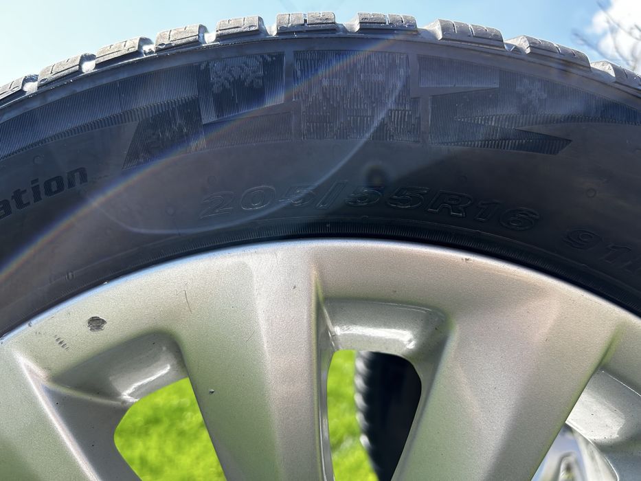 Vand set jante 16” originale BMW + anvelope iarna NEXEN DOT 32/22 !!