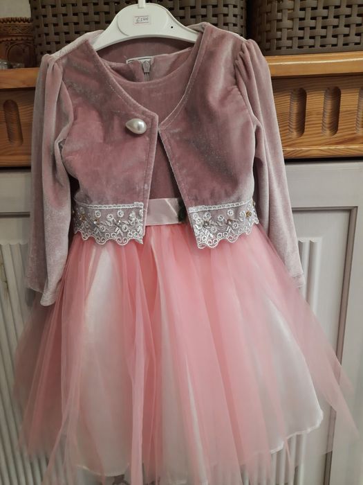 Нарядное платье на рост 92 см