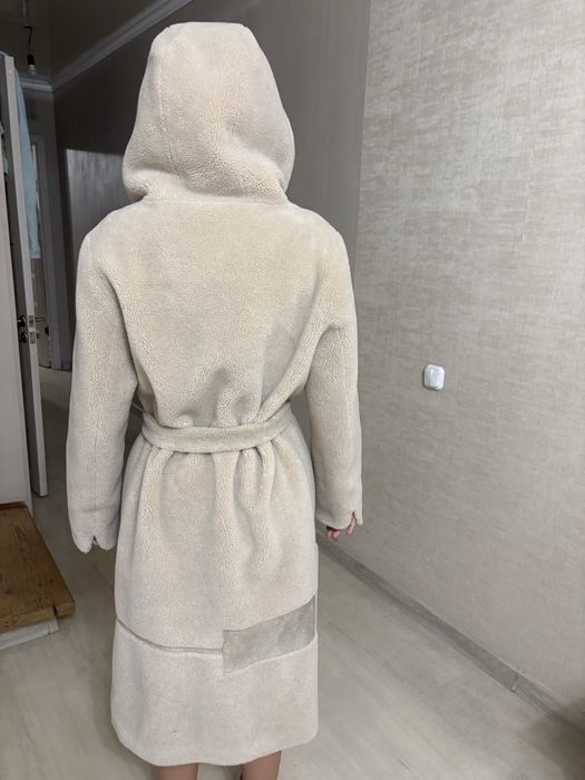 Продам нарядную шубку