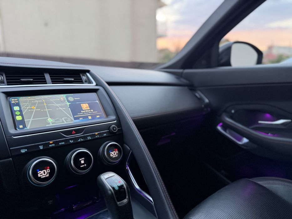 Jaguar E-Pace l 2.0 AWD l R-Dynamic