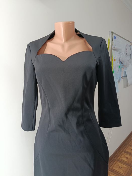 Элегантное платье