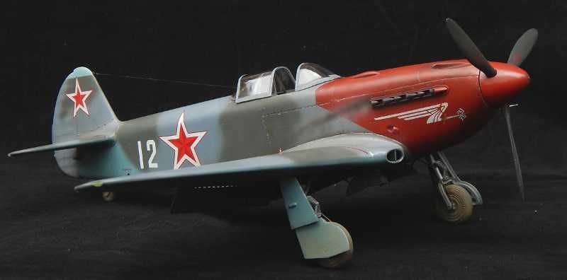 Сборная модель самолета Як-3 (Smer, 1/72)