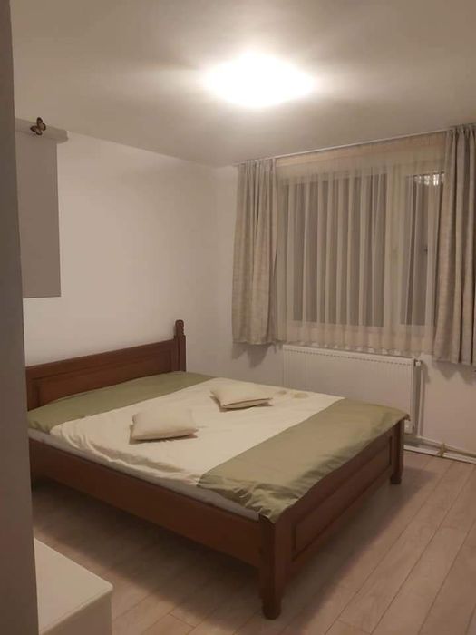 Inchiriez apartament