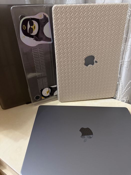 MacBook Pro 14″ (2021) — Apple M1 Pro, 16GB / 512GB SSD