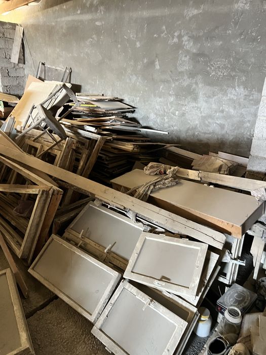 Тахта чёрный потолок учун