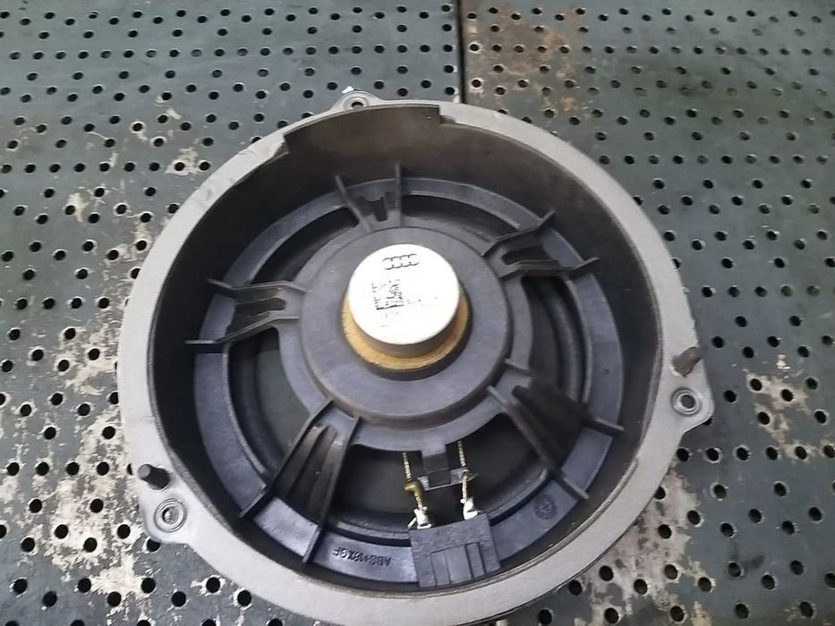 Boxa audio stanga spate audi a4 b8 8k 8r0035411