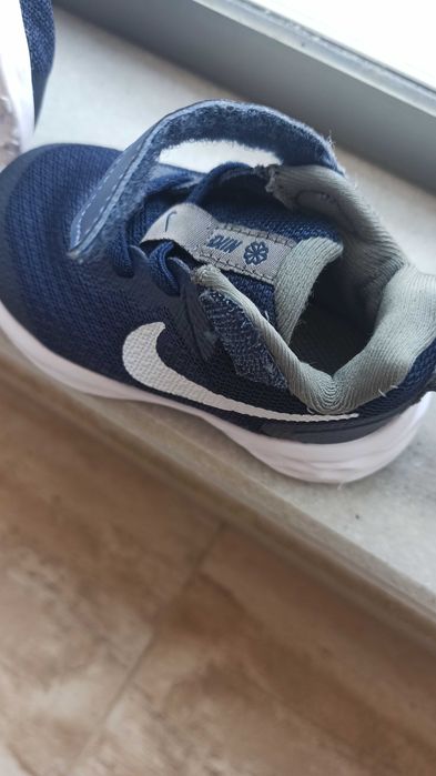 Nike Revolution 6 NN TDV DD1094-400 Детски маратонки 19.5