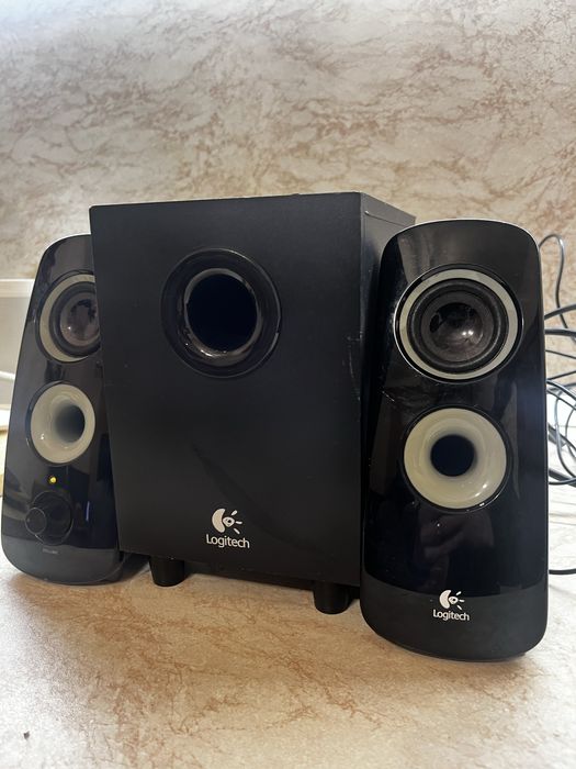 Boxe Logitech 2.1 Z323