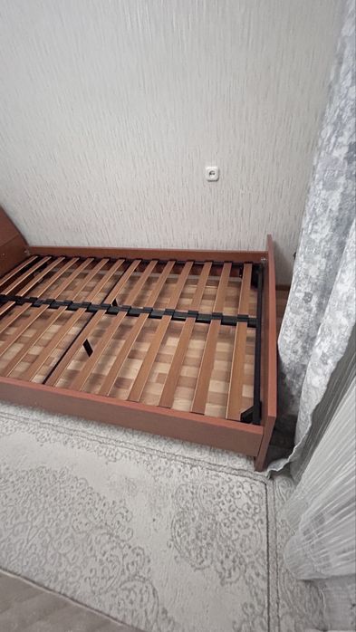 Кровать 1,2 * 2,0, в идеальном виде