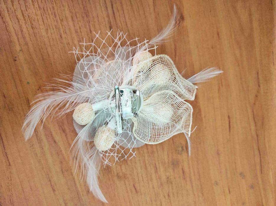 продам необычную заколку