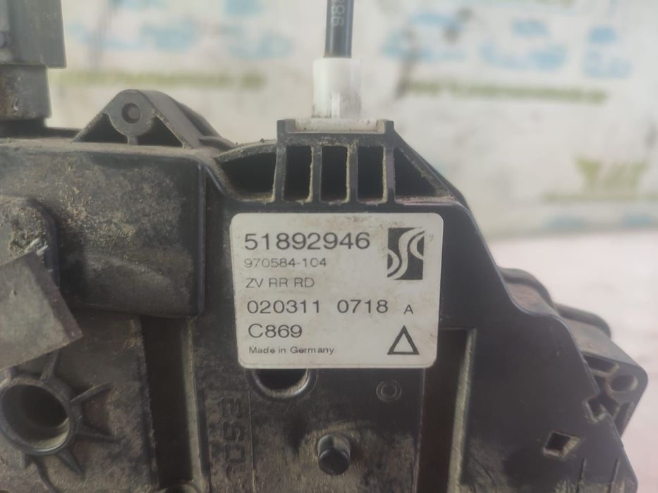 Broasca  usa dreapta spate 51892946 Fiat Punto 3 [2005 - 2012] 1.3 D