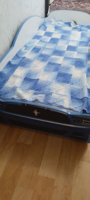 Кровать машинка детская