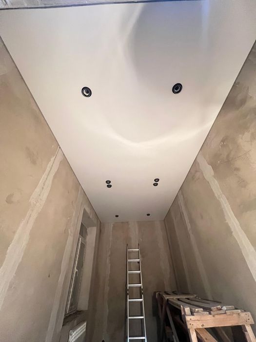 Натяжные потолки под ключ | Магнитные треки | Софиты